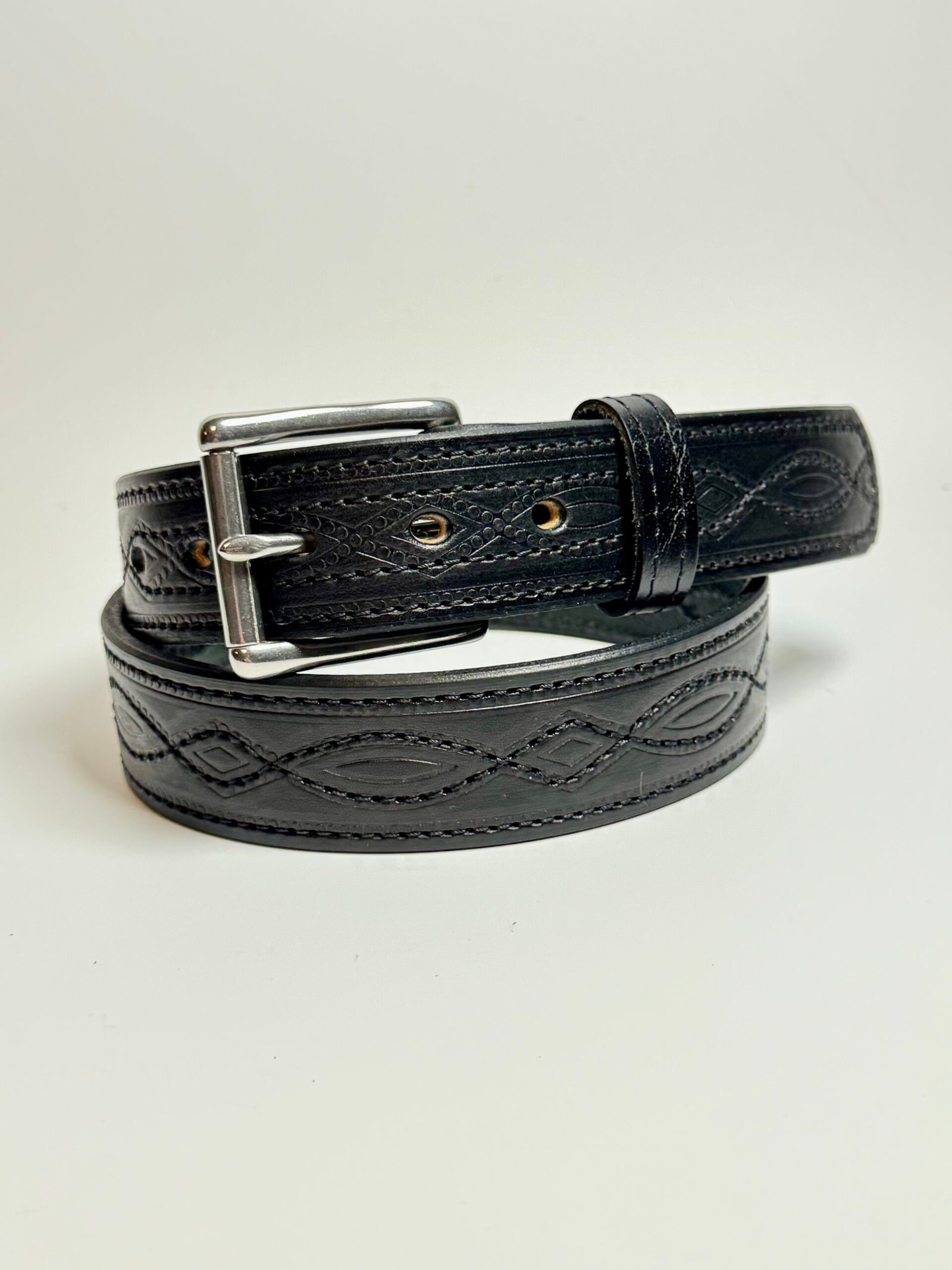 Black Figure 8 Stitch Leather Belt - Image 6